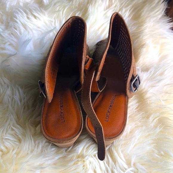 Lucky Brand Open Toed Leather Wedges - Picture 5 of 7
